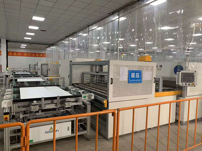 光伏板層壓機.jpg